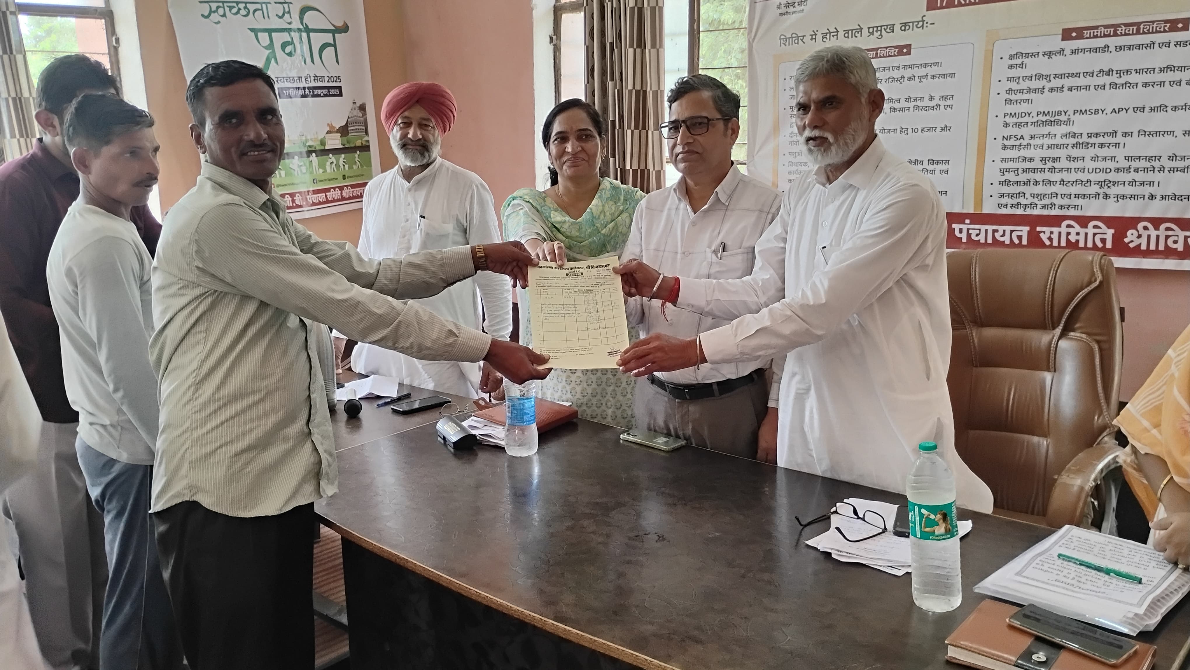 ग्रामीण सेवा शिविर-2025 सफलता की कहानी पैंतालीस वर्ष बाद मिले खातेदारी अधिकार, जताया राजस्थान सरकार का आभार