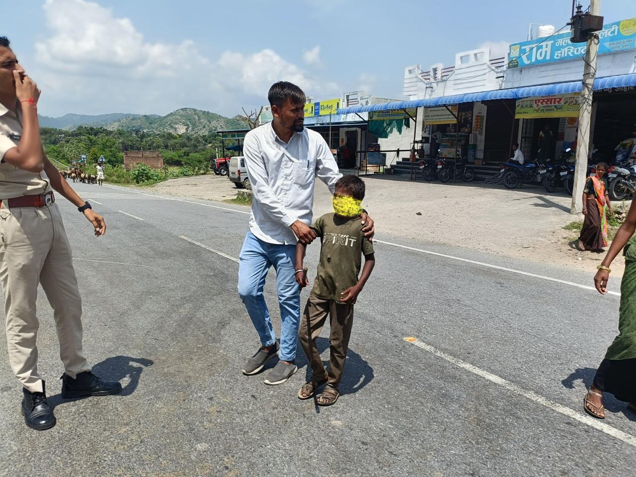 गडरियो के चंगुल से 2 मासूम को छुड़ाया, बालश्रम व तस्करी के खिलाफ बड़ी कार्रवाई