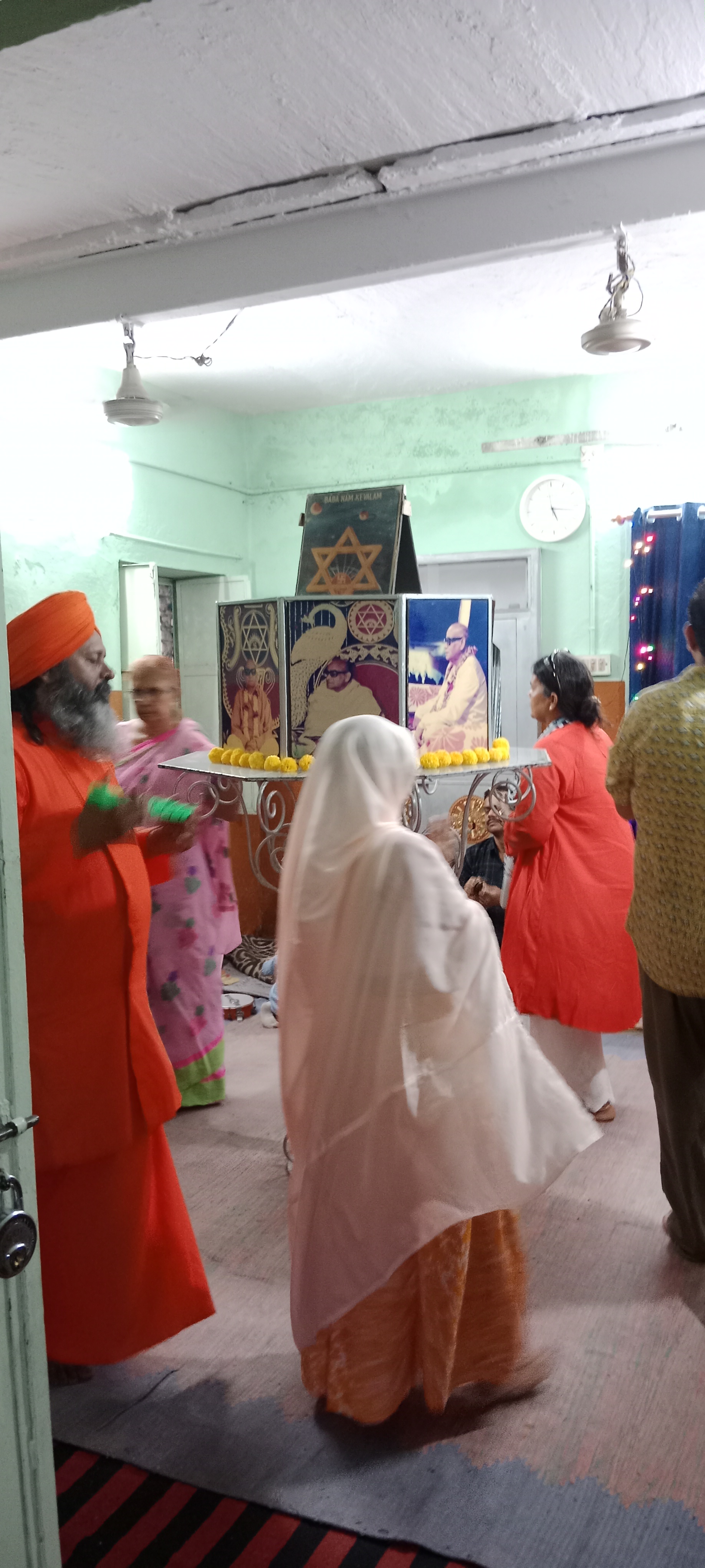 55वें कीर्तन दिवस के उपलक्ष्य में अष्टदिवसीय एक प्रहरीय अखंड कीर्तन का शुभारम्भ  