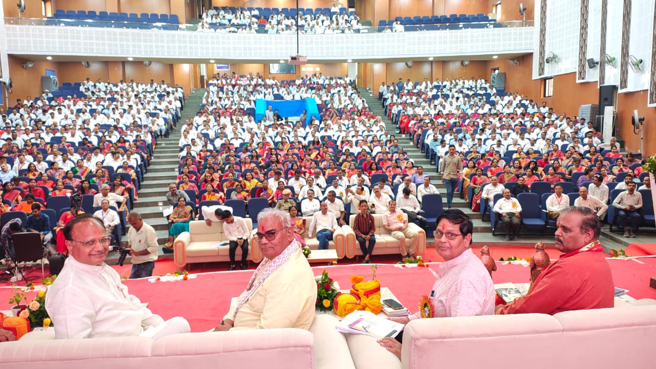 शैक्षिक परिदृश्य में मौलिक बदलावों हेतु शिक्षा मंत्री की अनूठी पहल