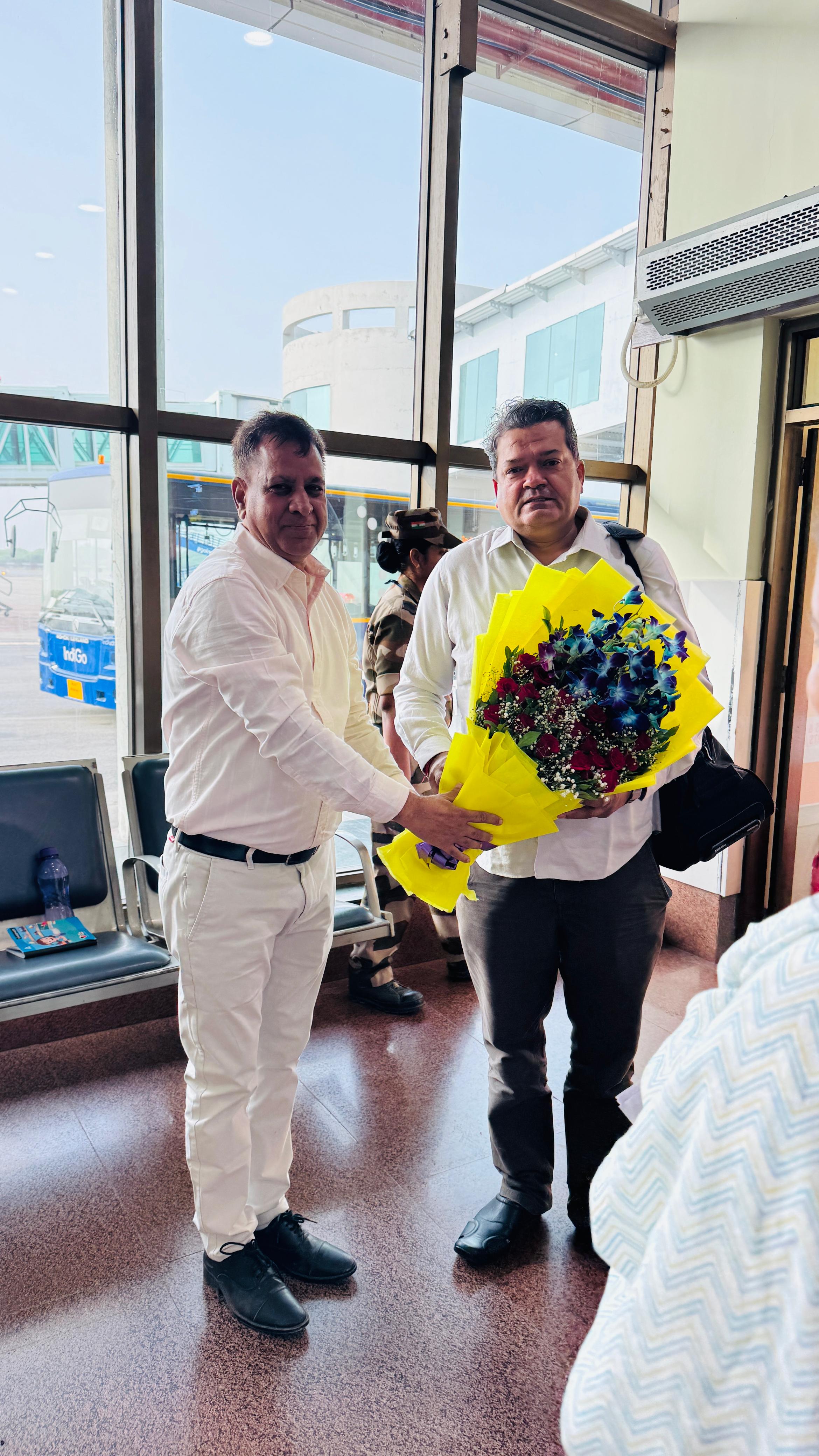 खाद्य एवं नागरिक आपूर्ति मंत्री उदयपुर पहुँचे