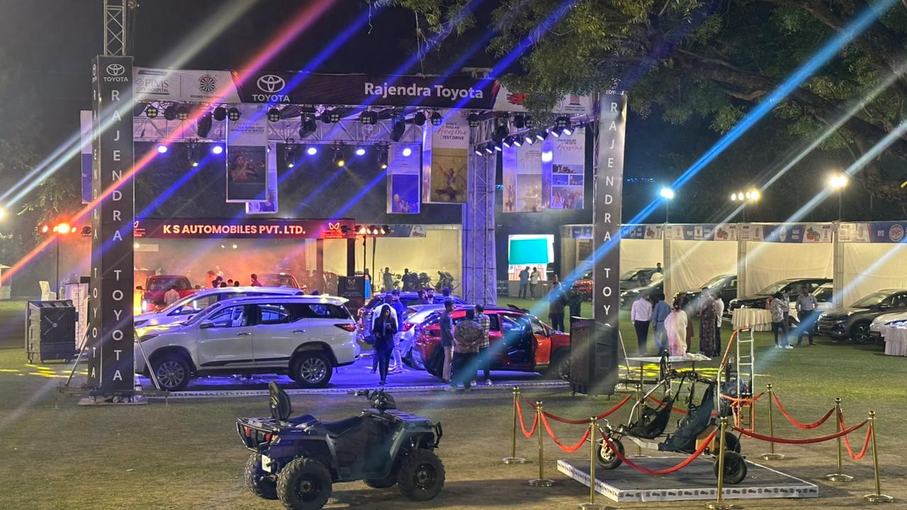 #### Two-Day Udaipur Lakecity Round Table Auto Expo Begins