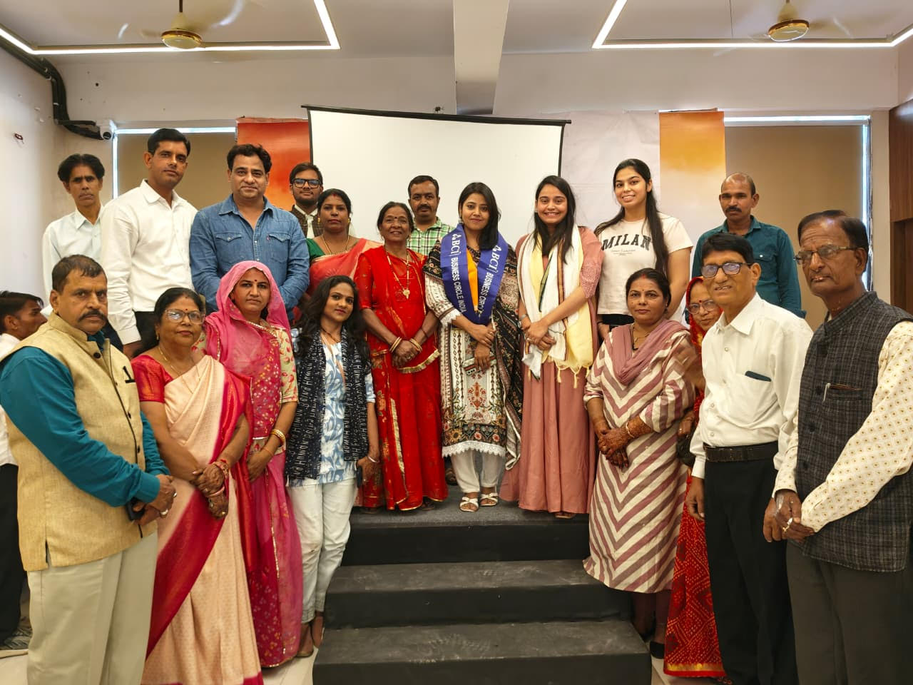 उदयपुर में स्किनकेयर और मेकअप पर विशेष कार्यशाला का आयोजन