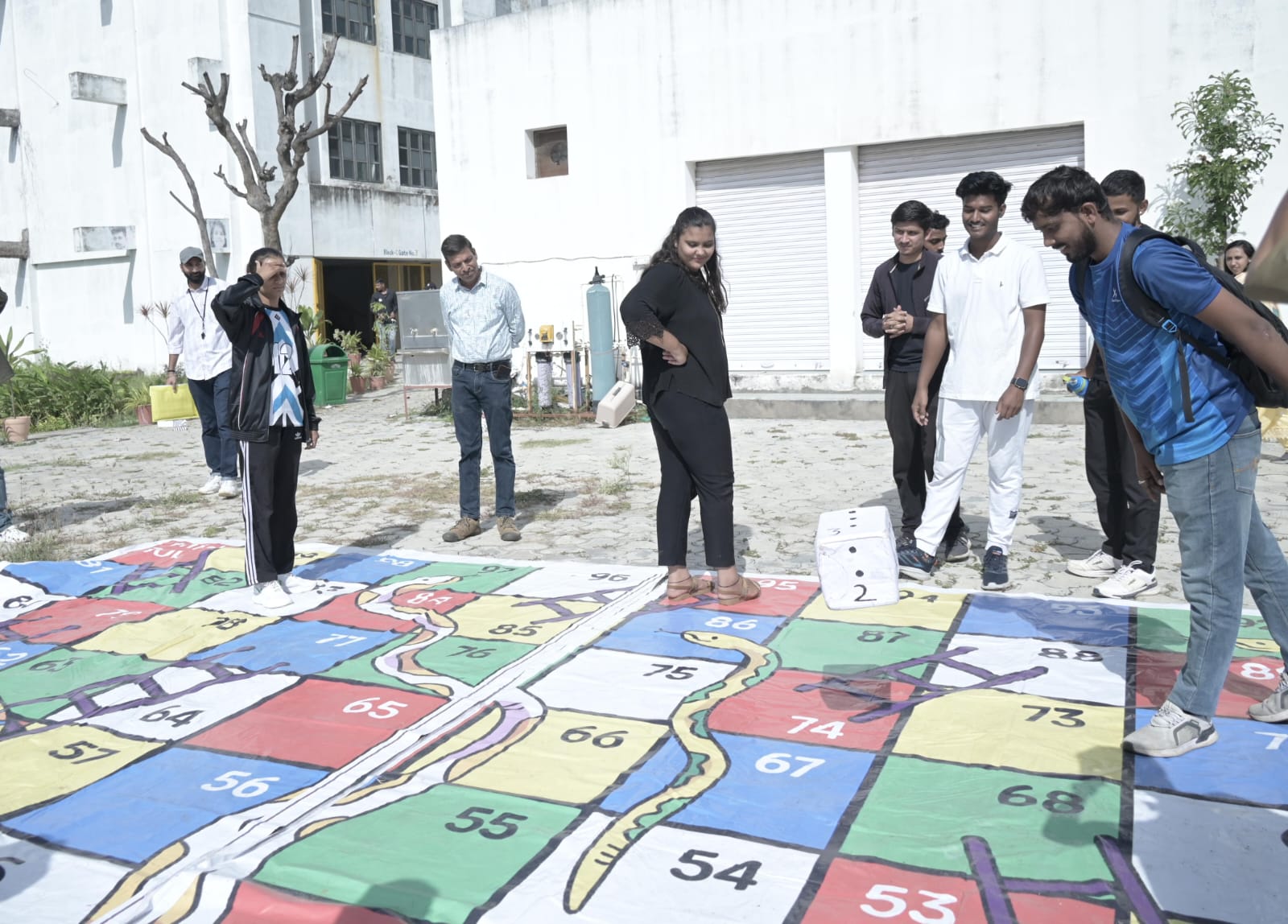 ऐश्वर्या कॉलेज में टैलेंट हंट का दूसरा दिन स्पोर्ट्स गतिविधियों के नाम रहा