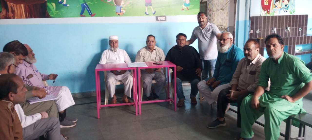 चार बस्ती वेलफेयर सोसाइटी  के सदर चुनाव चुनाव को लेकर बैठक,चुनाव दो नवंबर को