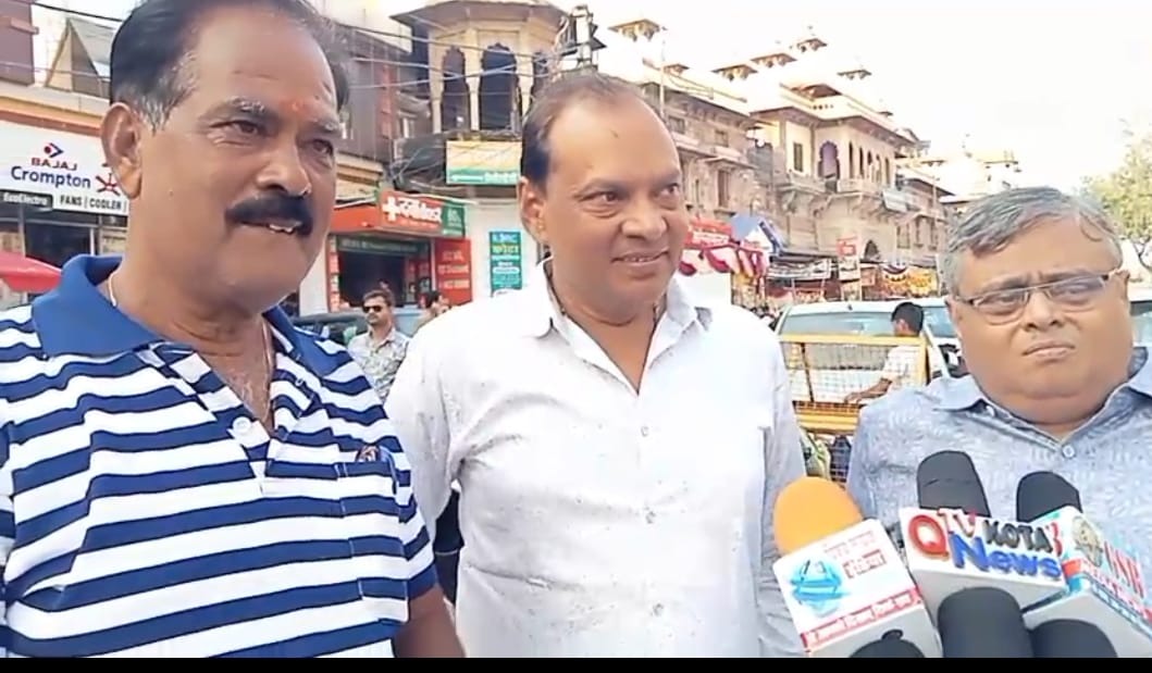 Rampura Bazaar and Vegetable Market Choked with Traffic