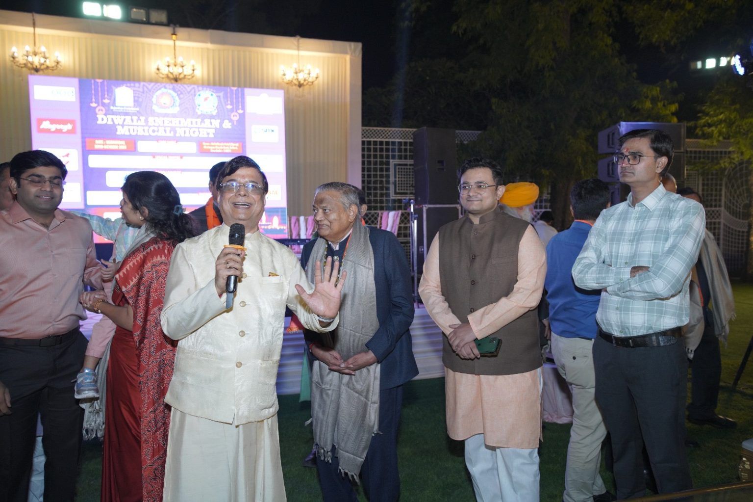 राजस्थान फाउंडेशन, मारवाड़ी युवा मंच और मारवाड़ी सम्मेलन ने नई दिल्ली में एक भव्य दिवाली सम्मेलन और संगीत संध्या का आयोजन किया
