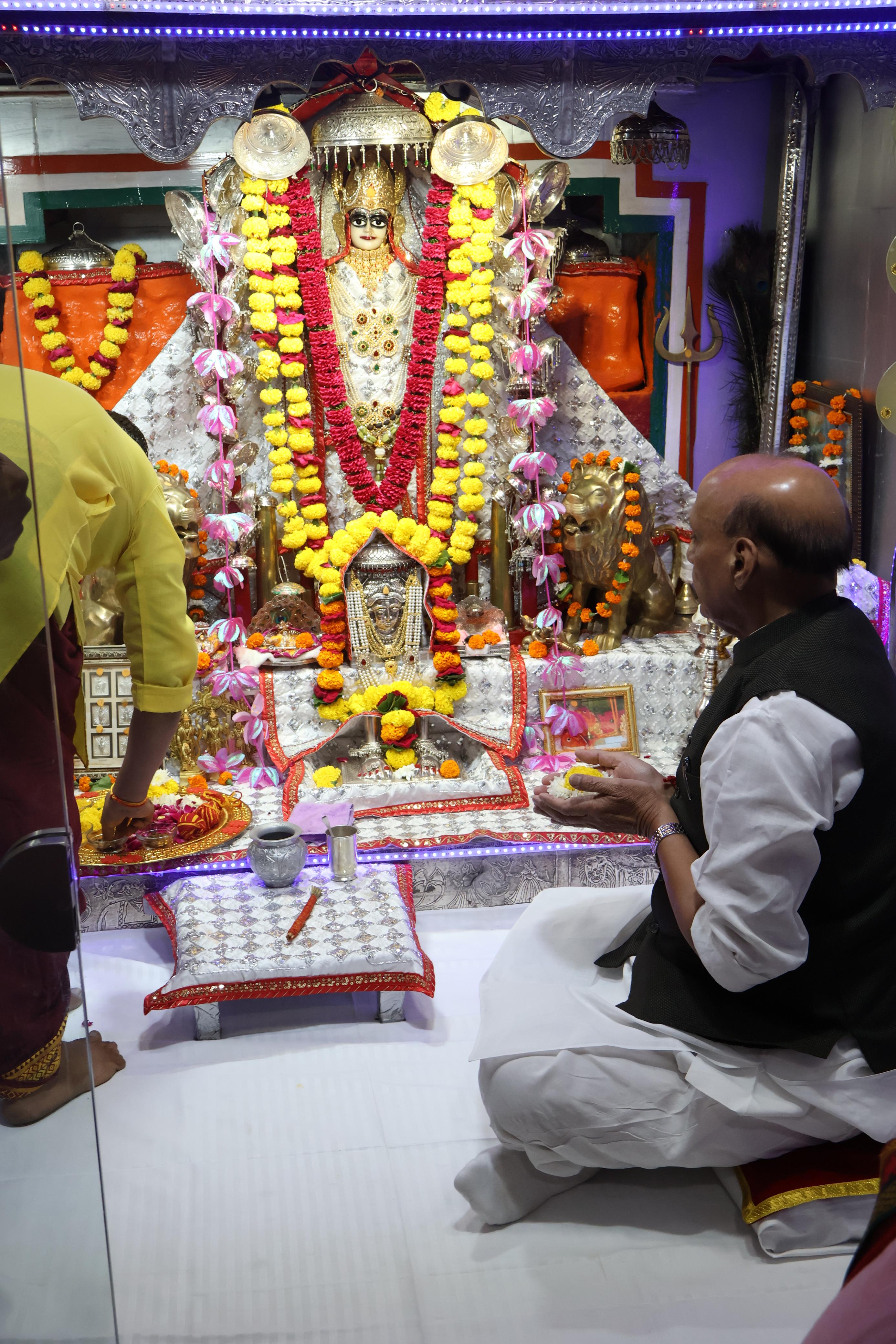 ####Defence Minister Rajnath Singh Visits Tanot Mata Temple ####Defence Minister Rajnath Singh Visits Tanot Mata Temple
