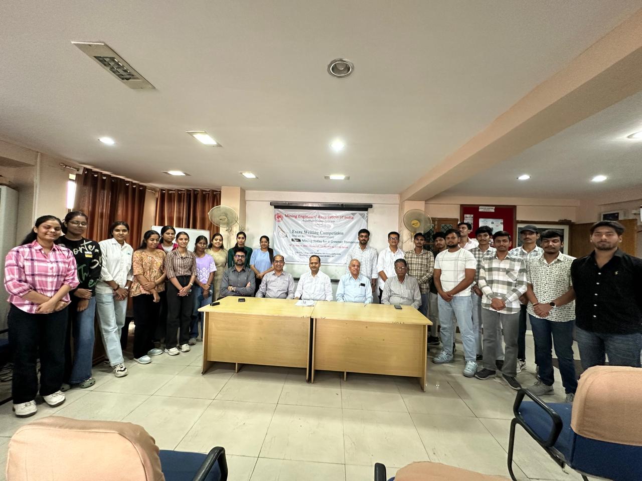 ####Essay Competition Held on the Occasion of Mining Day ####Essay Competition Held on the Occasion of Mining Day