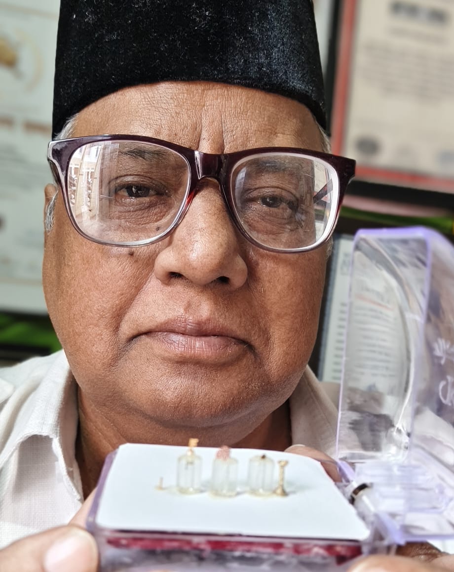 Dr. Iqbal Sakka Creates World’s Smallest Gold Artworks to Honor RSS Centenary Dr. Iqbal Sakka Creates World’s Smallest Gold Artworks to Honor RSS Centenary