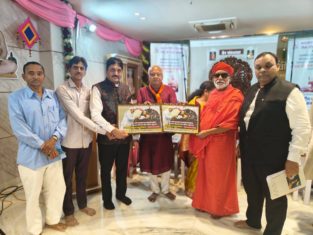 A Journalist Becomes a Messenger of Ahimsa and Peace: Acharya Pragysagar A Journalist Becomes a Messenger of Ahimsa and Peace: Acharya Pragysagar