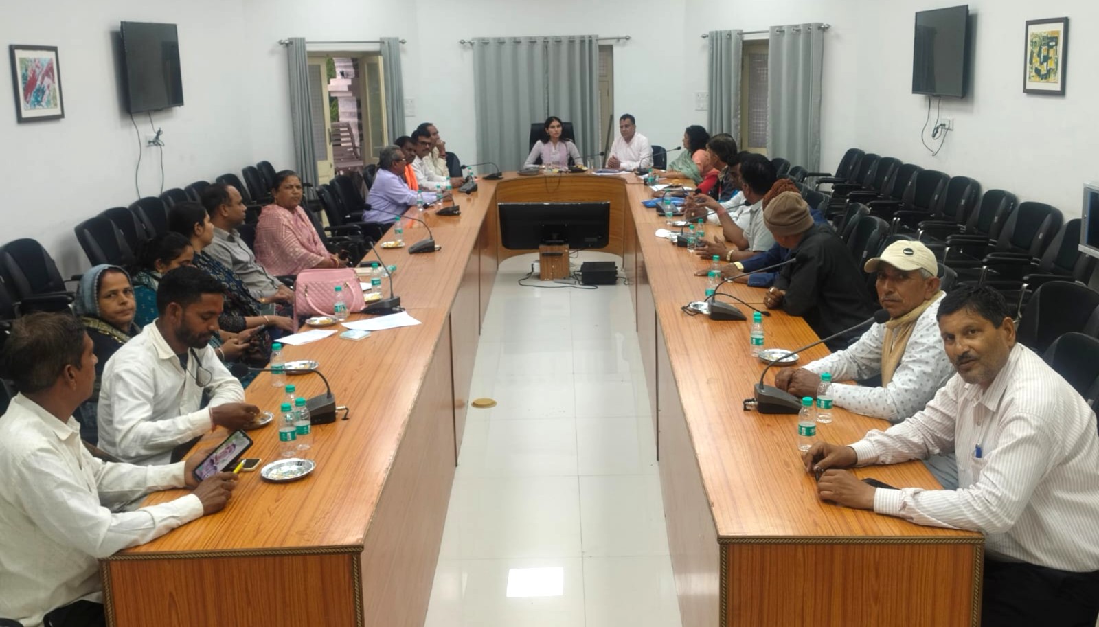 Meeting of Food Security and Fair Price Shop Allocation Committee Held in Udaipur Meeting of Food Security and Fair Price Shop Allocation Committee Held in Udaipur