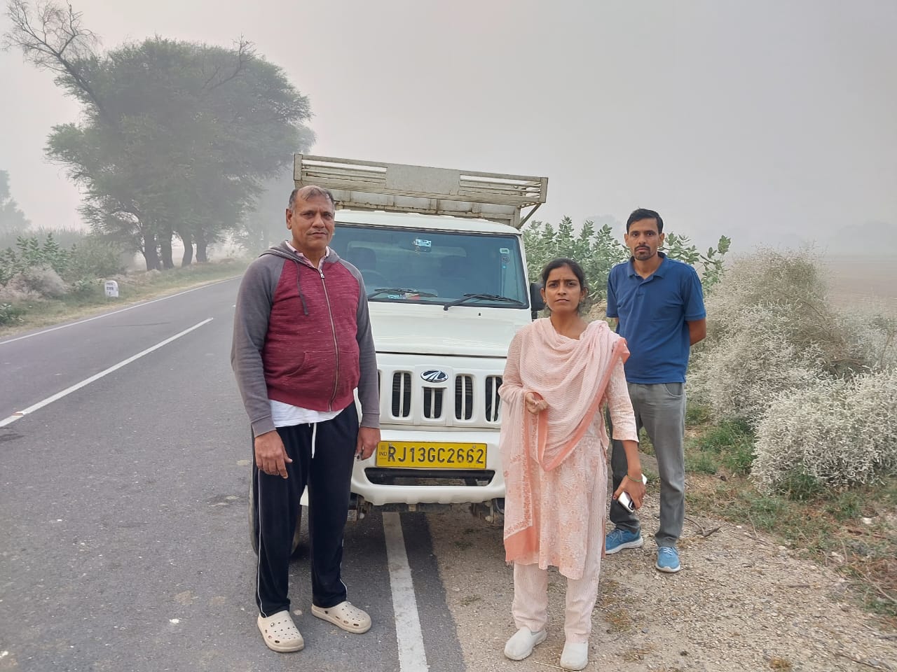 अवैध पेट्रोल व डीजल बेचान पर रसद विभाग ने की कार्यवाही अवैध पेट्रोल व डीजल बेचान पर रसद विभाग ने की कार्यवाही