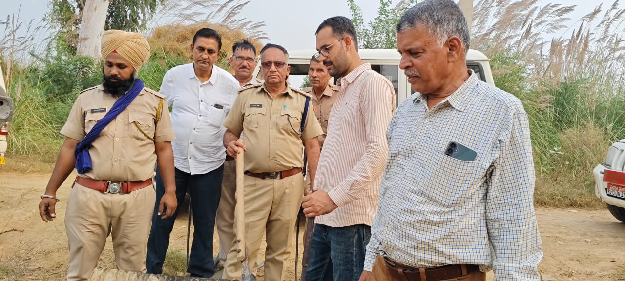 आबकारी विभाग का विशेष अभियान आबकारी विभाग का विशेष अभियान