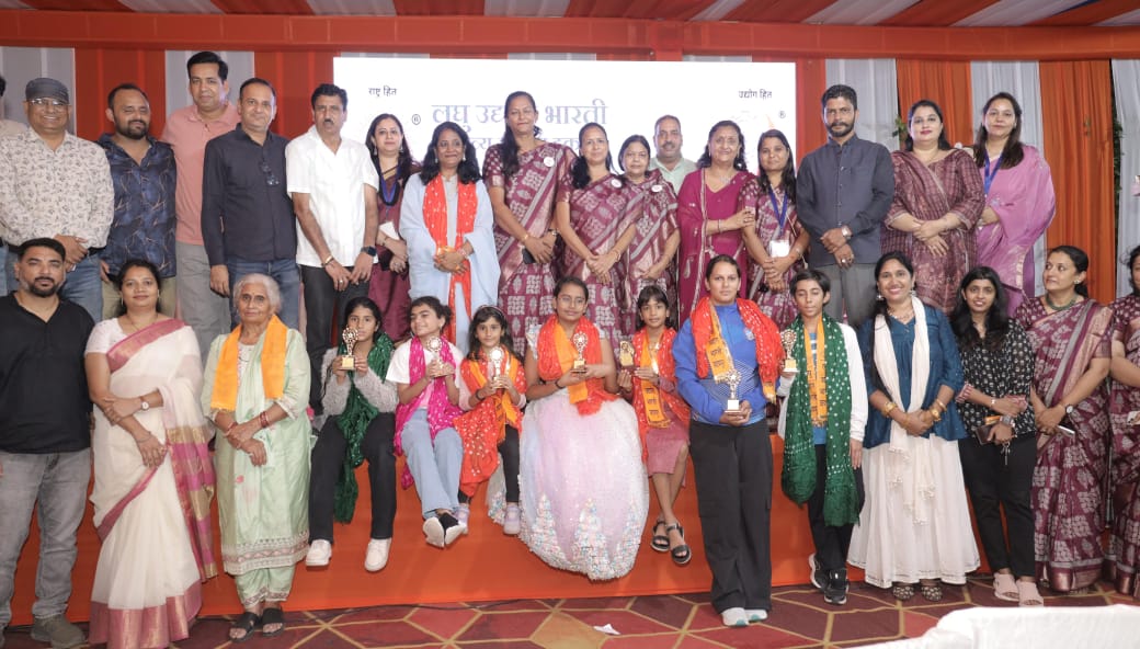 क्रोशिया वर्कशाॅप एवं एथिलीट सम्मान के साथ तीन दिवसीय ‘स्वयं सिद्धा’ प्रदर्शनी सम्पन्न,