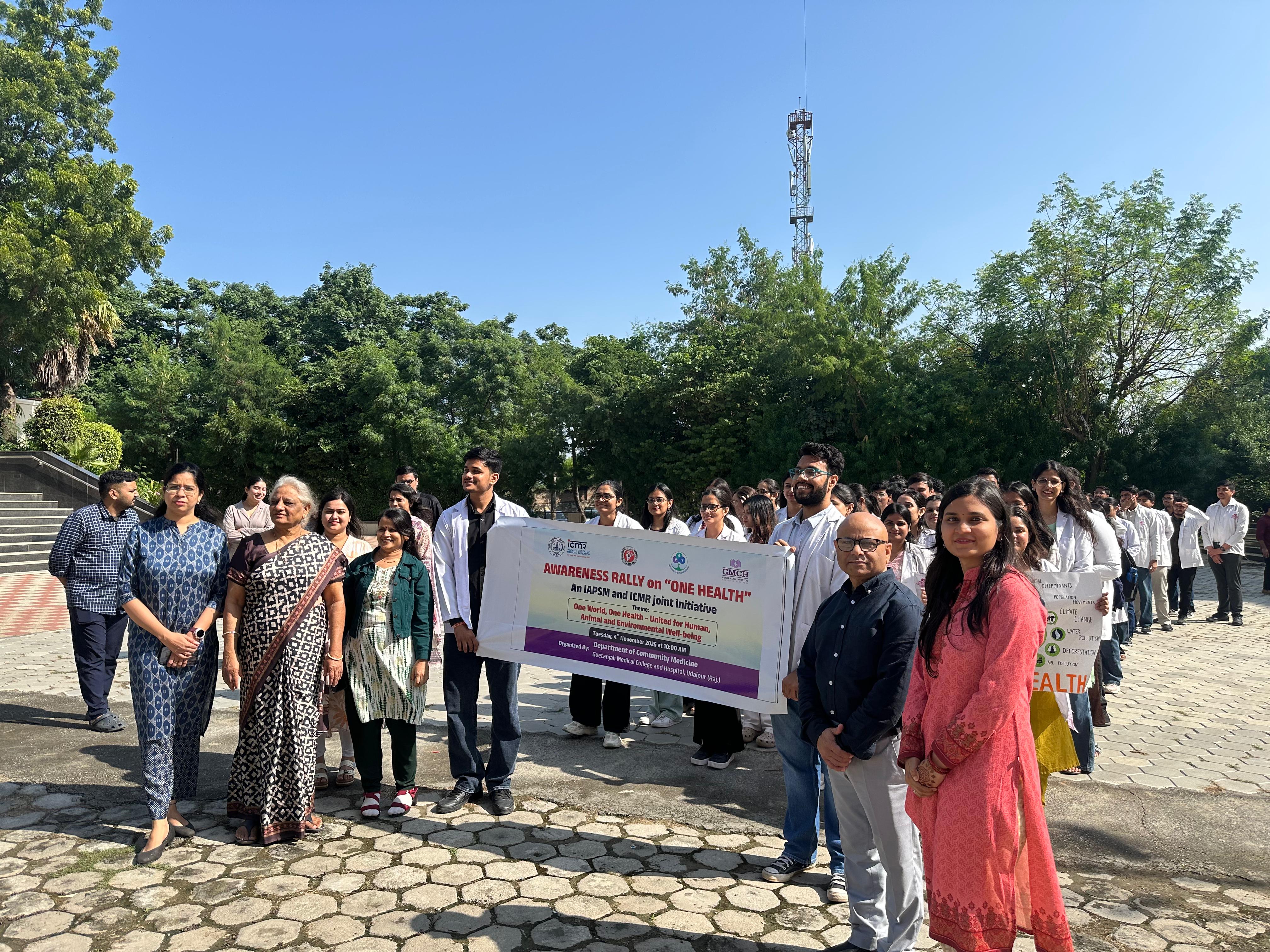 "एक स्वास्थ्य" पर जागरूकता रैली का आयोजन